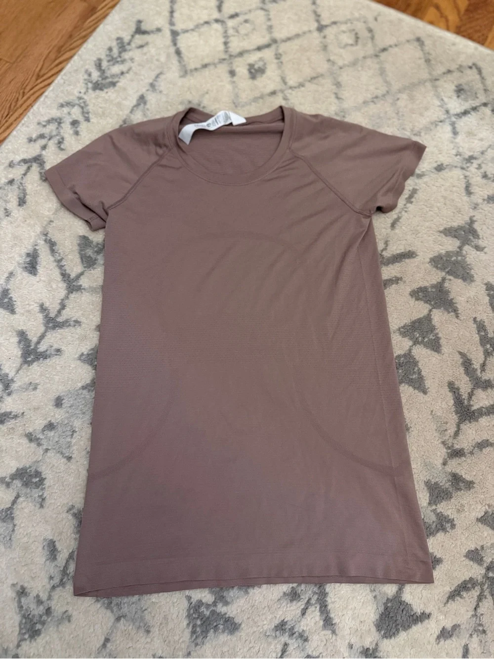 Lululemon Swiftly Tech Short-Sleeve Shirt 2.0